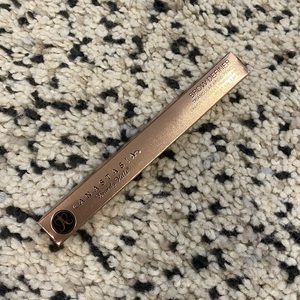 Anastasia Beverly Hills in dark brown